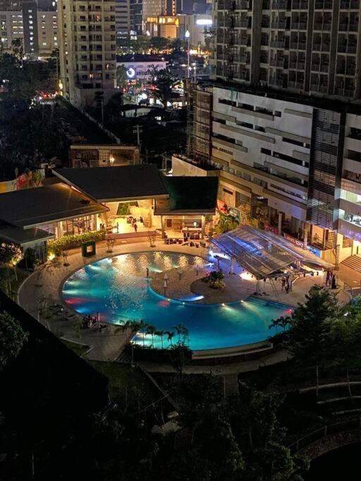 Condo Near Ayala Cebu City W Wifi Balcony Экстерьер фото